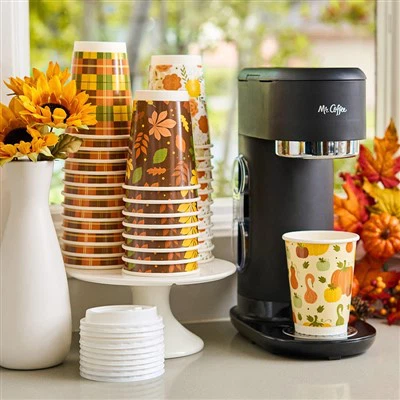 Tazzi tal-kafè li jintremew b'ħitan doppji